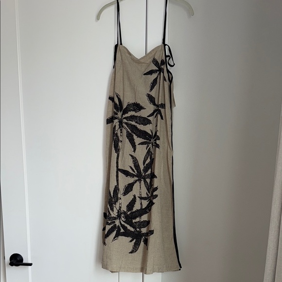 Anthropologie Cover Up - Picture 3 of 9